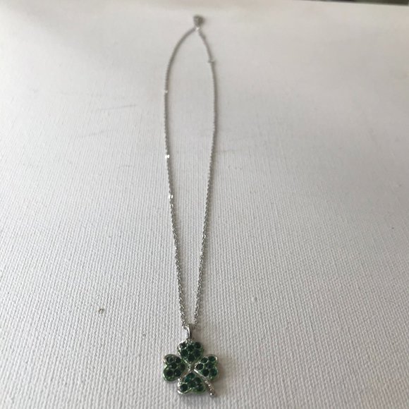 Four Leaf Clover Necklace Austrian Crystals New - Picture 6 of 8